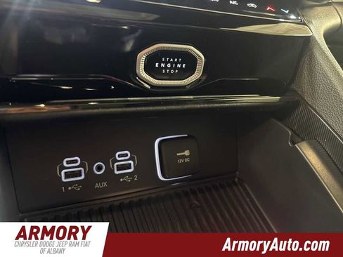 New 2026 Jeep Grand Cherokee Limited image 16