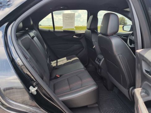 Used 2023 Chevrolet Equinox RS FWD image 25
