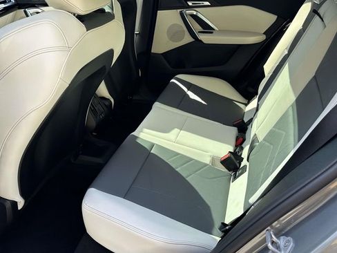 New 2026 BMW X2 xDrive28i AWD/4WD image 8
