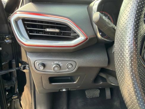 Used 2022 Chevrolet TrailBlazer RS FWD image 28