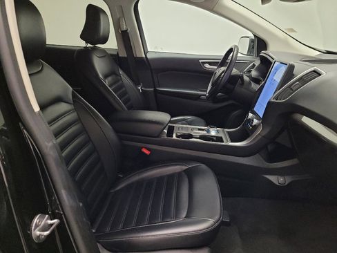 Used 2023 Ford Edge SEL image 21