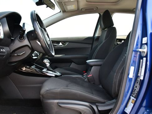 Used 2019 Kia Forte S w/ S Premium Package FWD image 14