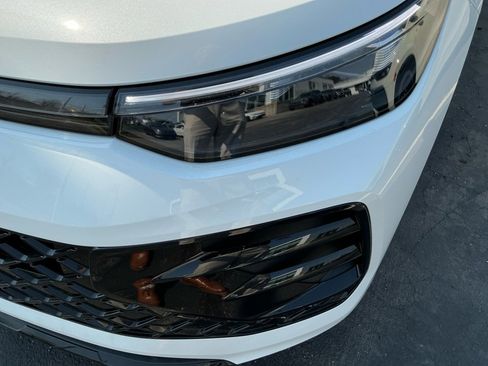 New 2026 Volkswagen Tiguan SE R-Line image 25