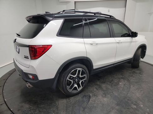 Certified 2023 Honda Passport Elite image 9