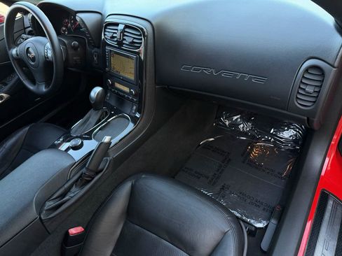 Used 2010 Chevrolet Corvette Convertible w/ Preferred Equipment Group RWD image 24