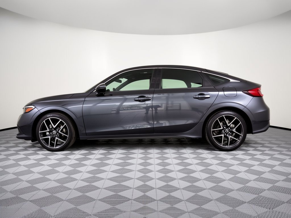 Used 2022 Honda Civic Sport Touring image 2