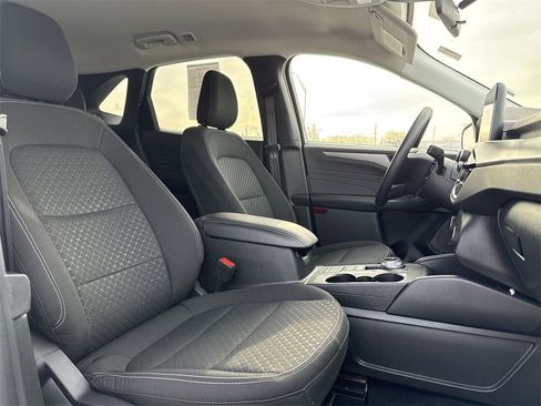 Used 2025 Ford Escape Active image 25