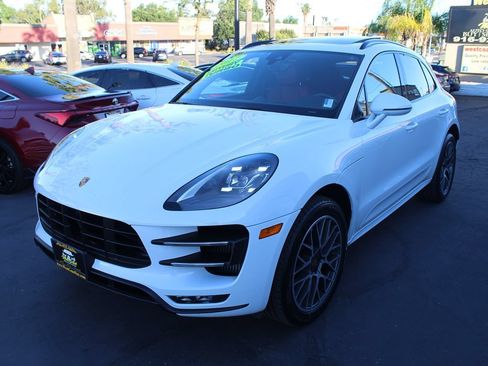 Used 2017 Porsche Macan Turbo AWD/4WD image 4