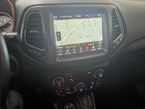 Used 2018 Jeep Compass Trailhawk w/ Safety & Security Group AWD/4WD image 10