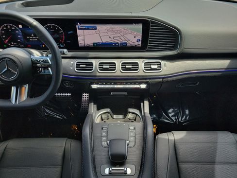 Certified 2025 Mercedes-Benz GLS 580 4MATIC image 14