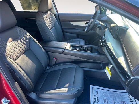 Certified 2026 Nissan Murano Platinum w/ Cargo Package image 15