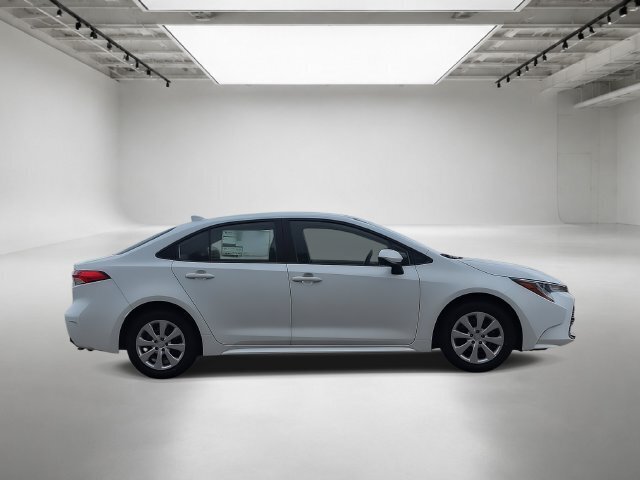 New 2027 Toyota Corolla LE FWD image 6