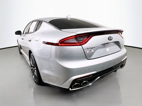 Used 2018 Kia Stinger Premium image 8