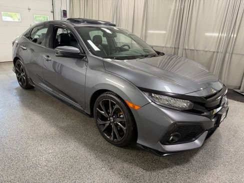 Used 2017 Honda Civic Sport Touring image 3