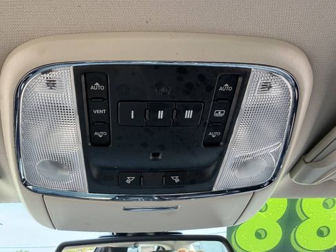 Used 2016 Chrysler 300 Limited w/ Driver Convenience Group AWD/4WD image 28