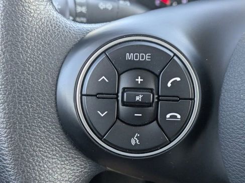 Used 2021 Kia Soul LX image 21