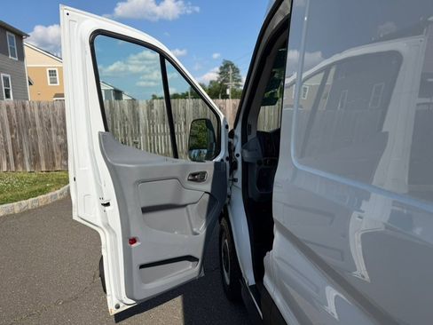 Used 2019 Ford Transit 250 148 Medium Roof RWD image 20