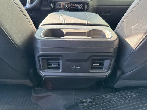 Used 2024 Chevrolet Silverado 1500 LT Trail Boss w/ Convenience Package II image 31