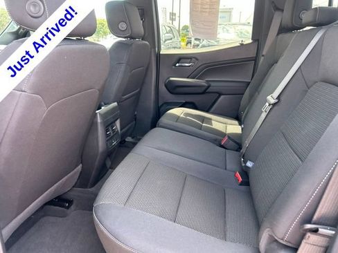 Used 2024 Chevrolet Colorado LT w/ LT Convenience Package II RWD image 27