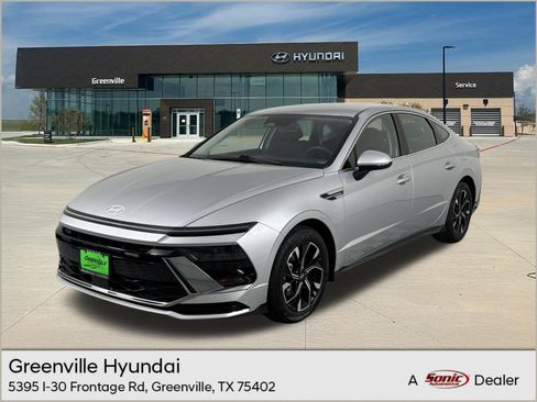 Used 2025 Hyundai Sonata SEL FWD image 1