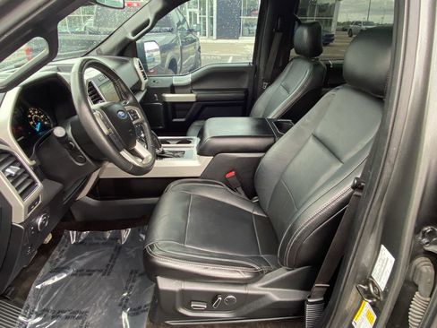 Used 2017 Ford F150 Lariat w/ Equipment Group 502A Luxury AWD/4WD image 43