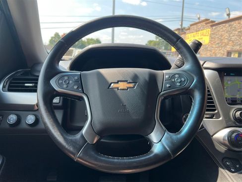Used 2015 Chevrolet Suburban LTZ AWD/4WD image 30