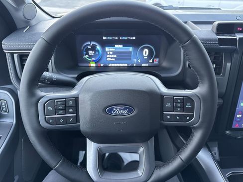 Used 2025 Ford F150 Lightning Flash image 11