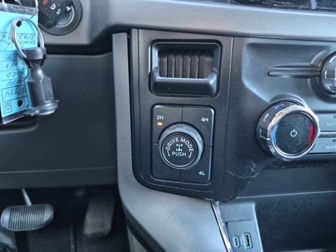 Used 2024 Ford F150 XLT w/ Mobile Office Package image 35