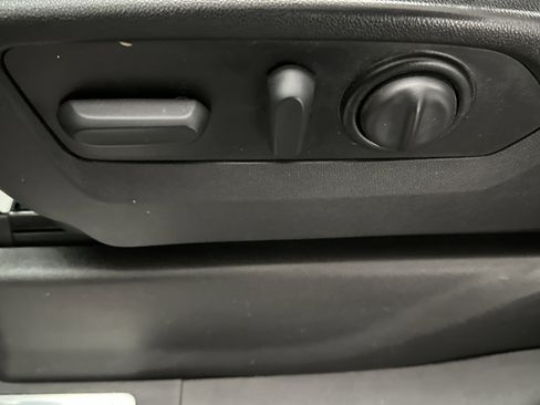 Used 2022 Chevrolet Silverado 1500 LTZ w/ LTZ Convenience Package II image 25