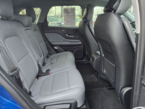 Used 2020 Lincoln Corsair Standard w/ Premium Package image 44