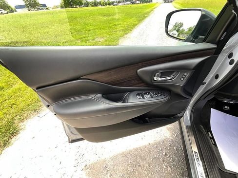 Used 2023 Nissan Murano Platinum w/ Cargo Package AWD/4WD image 18