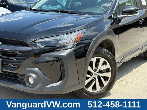 Used 2024 Subaru Outback Premium AWD/4WD image 3