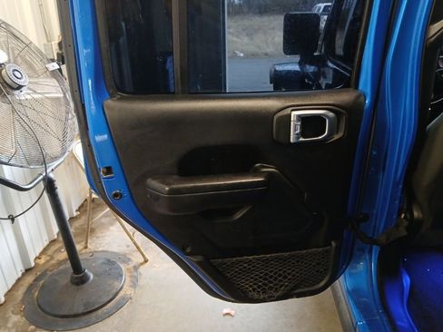 Used 2021 Jeep Gladiator Mojave image 30