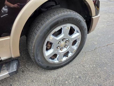 Used 2014 Ford F150 King Ranch w/ King Ranch Luxury Package RWD image 55