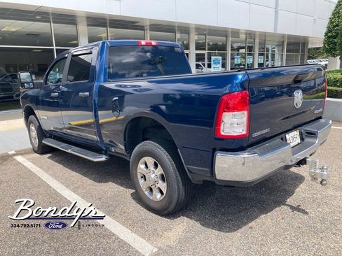 Used 2024 RAM 2500 Big Horn w/ Bed Utility Group AWD/4WD image 3