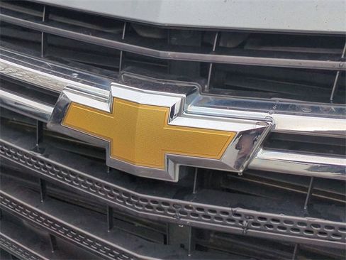 Used 2018 Chevrolet Traverse LS image 30