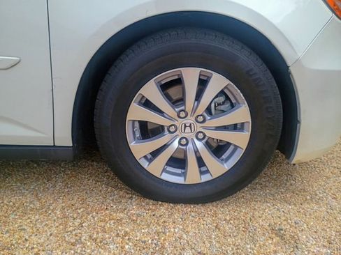 Used 2017 Honda Odyssey EX-L image 19