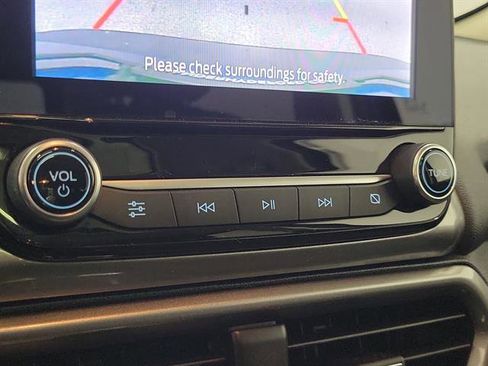 Used 2021 Ford EcoSport SE w/ SE Convenience Package image 25