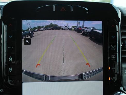 Used 2024 RAM 1500 Laramie AWD/4WD image 25
