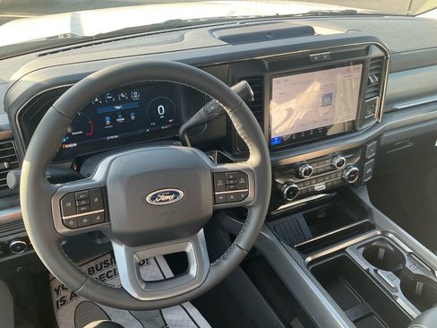 New 2026 Ford F250 Lariat w/ Black Appearance Package AWD/4WD image 25