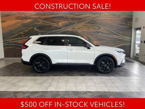 Used 2023 Honda CR-V Sport Touring image 5