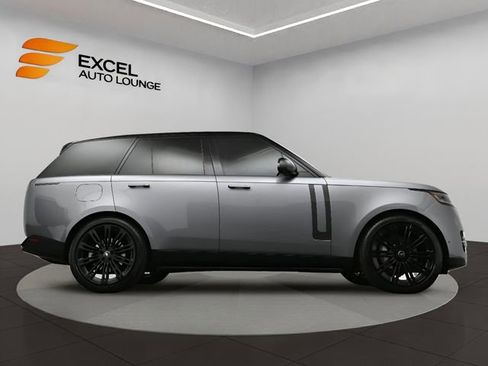 Used 2024 Land Rover Range Rover SE image 47