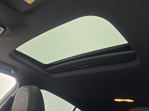 Used 2024 Buick Envista Sport Touring w/ Convenience I Package image 3