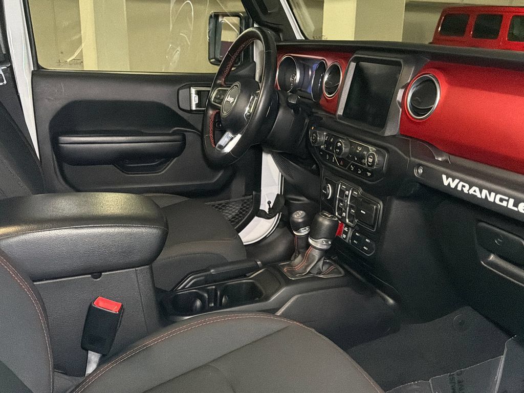 Used 2021 Jeep Wrangler Unlimited Rubicon AWD/4WD image 11