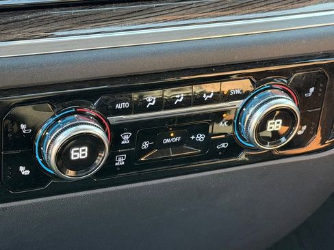 Used 2022 GMC Sierra 1500 Elevation image 28