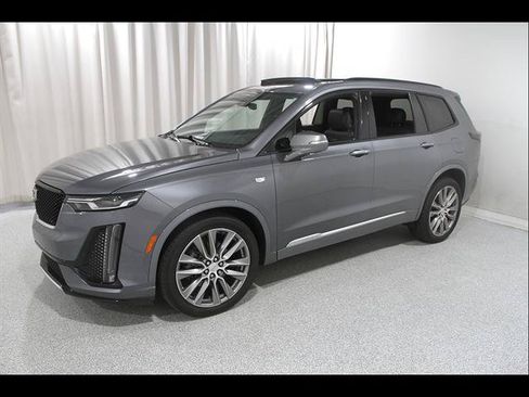Used 2021 Cadillac XT6 Sport AWD/4WD image 3