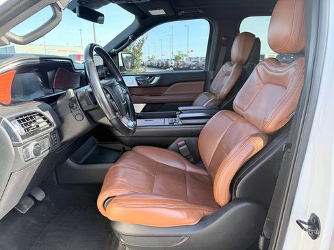 Used 2021 Lincoln Navigator Reserve RWD image 21