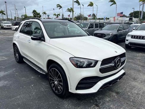Used 2020 Mercedes-Benz GLE 450 GLE 450 4MATIC SUV image 2
