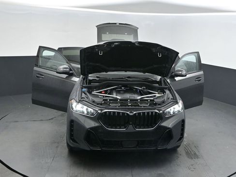New 2026 BMW X6 xDrive40i w/ Climate Comfort Package image 52