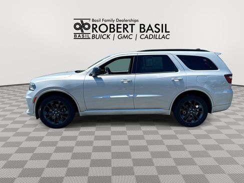 Used 2023 Dodge Durango SXT w/ SXT Blacktop Group AWD/4WD image 5